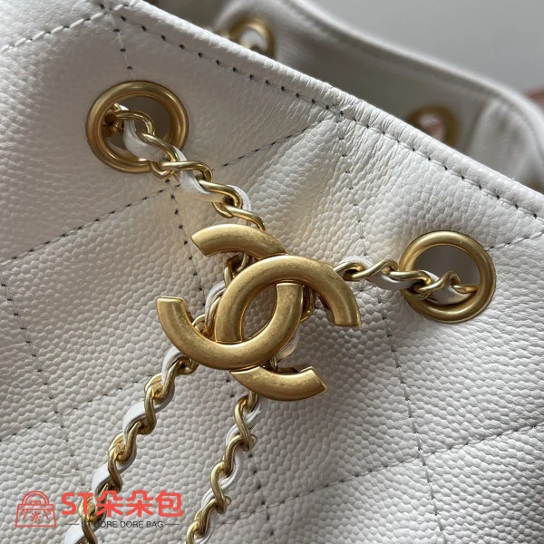 高仿香奈兒/CHANEL 25C Hobo 肩背包｜魚子醬小牛皮白色：圖片 3
