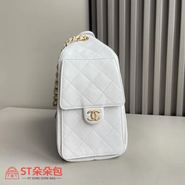 高仿香奈兒/CHANEL 25C Hobo 肩背包｜魚子醬小牛皮白色：圖片 4