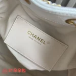 高仿香奈兒/CHANEL 25C Hobo 肩背包｜魚子醬小牛皮白色：圖片 9
