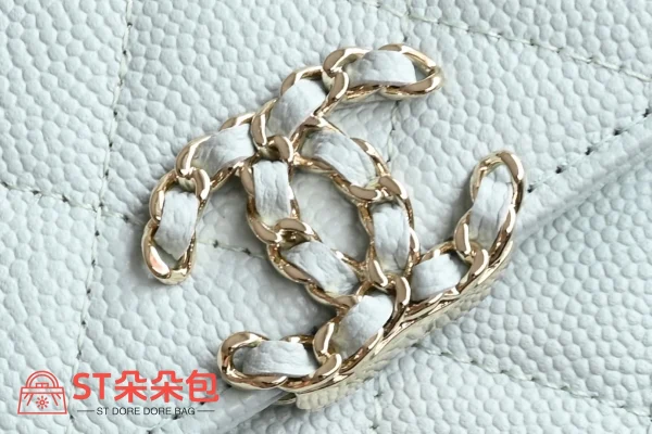 高仿香奈兒/Chanel 經典口蓋包系列帶手柄鏈條翻蓋錢包款淺藍色：圖片 7