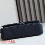 高仿香奈兒/Chanel Classic Flap 單肩包 深藍色荔枝紋牛皮：圖片 5