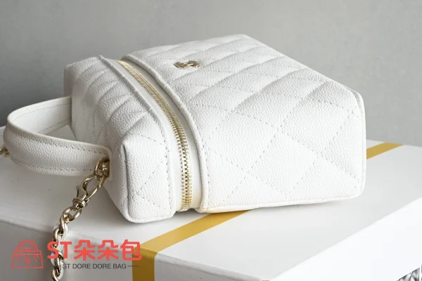 高仿香奈兒/Chanel Vanity Case系列白色小型化妝包：圖片 5