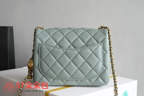 高仿香奈兒/Chanel Classic Flap Mini（方胖子）淡青色：圖片 3
