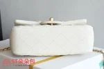 高仿香奈兒/Chanel Classic Flap 白色帶手提菱格紋單肩包：圖片 4