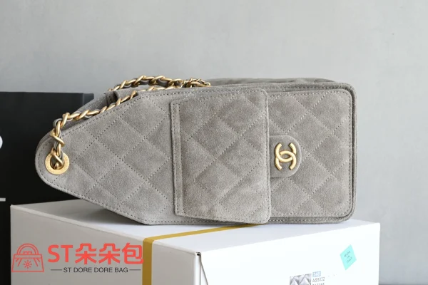 高仿香奈兒/Chanel 22系列 抽繩手袋 灰色：圖片 5