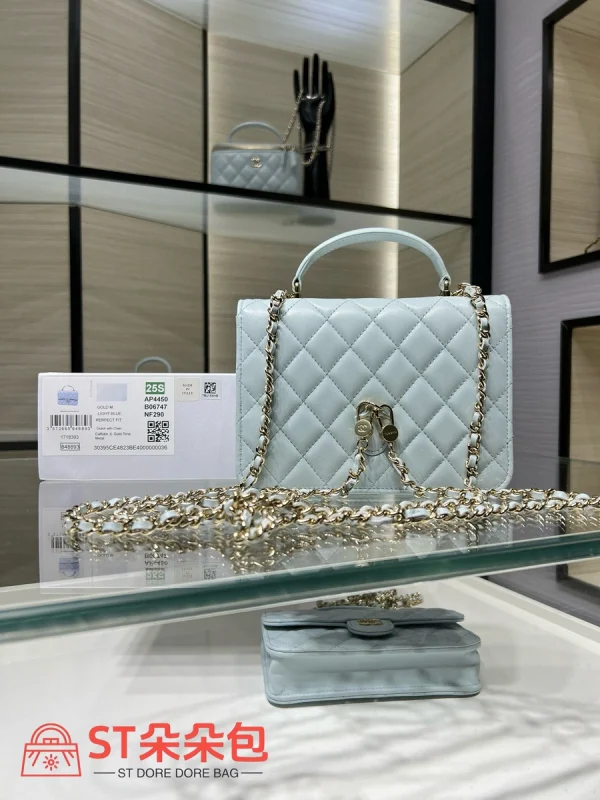 高仿香奈兒/Chanel Premiere 淺藍色Première手袋：圖片 3