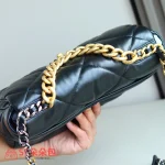 高仿香奈兒/Chanel 19 中號肩背包｜黑色山羊皮：圖片 4