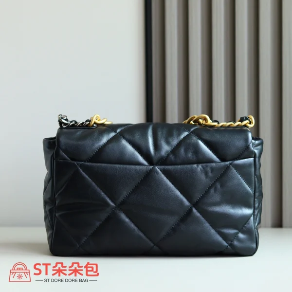 高仿香奈兒/Chanel 19 中號肩背包｜黑色山羊皮：圖片 10