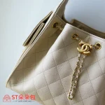 高仿香奈兒/CHANEL 25C Hobo 肩背包｜Onda 魚子醬小牛皮奶茶色：圖片 6