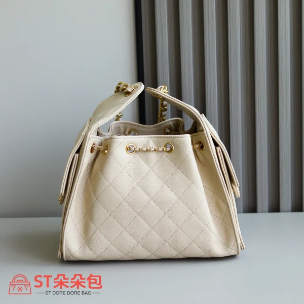 高仿香奈兒/CHANEL 25C Hobo 肩背包｜Onda 魚子醬小牛皮奶茶色：圖片 10
