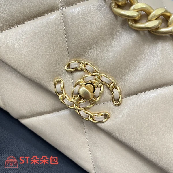 高仿香奈兒/Chanel 19 小號肩背包｜粉紅山羊皮×24K做舊鍍金五金：圖片 3