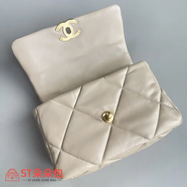 高仿香奈兒/Chanel 19 小號肩背包｜粉紅山羊皮×24K做舊鍍金五金：圖片 7