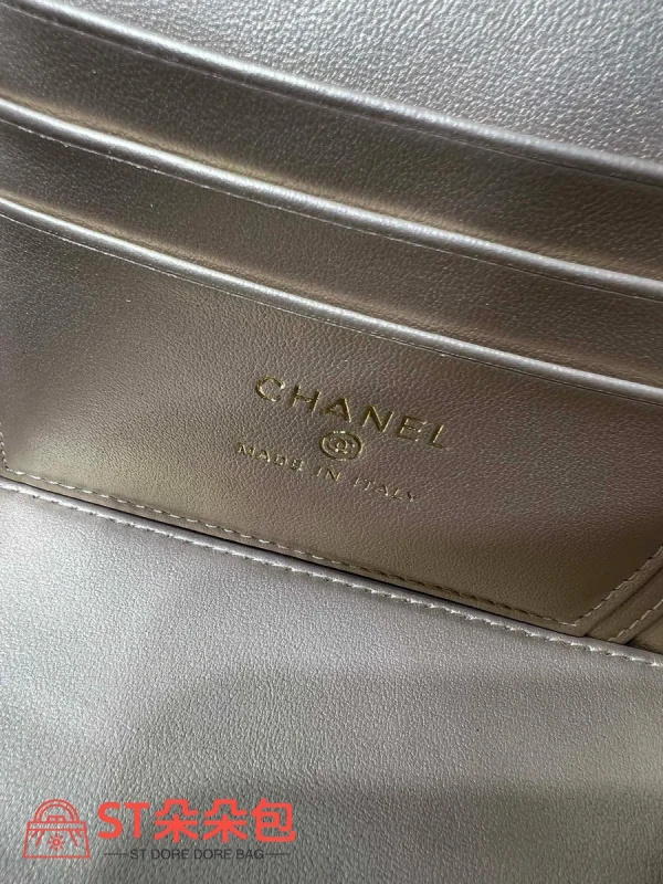 高仿香奈兒/Chanel Vanity Case 白色方形鏈條小箱子包：圖片 10