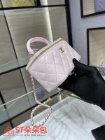 高仿香奈兒/Chanel Vanity Case 粉色方形鏈條手提化妝包：圖片 6