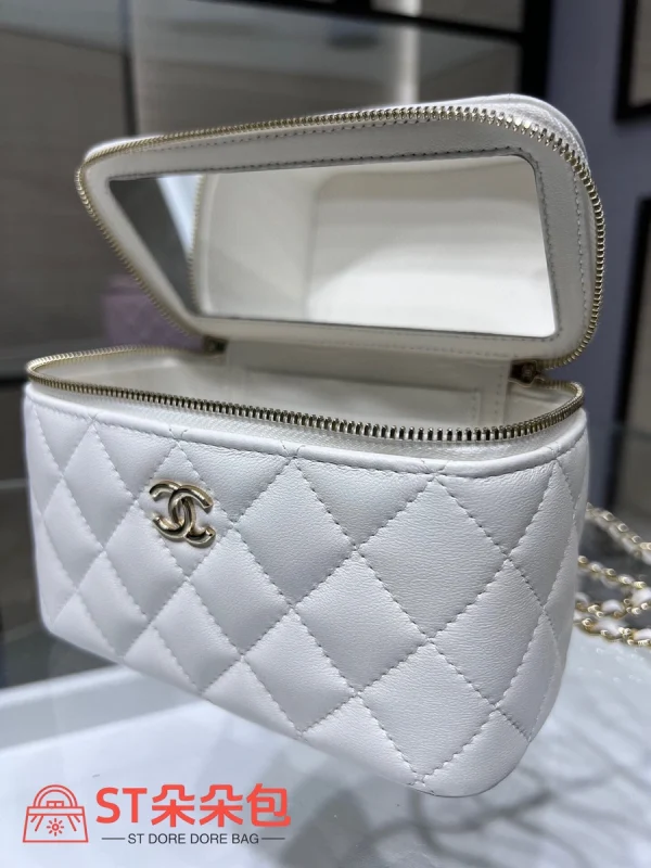 高仿香奈兒/Chanel Vanity Case 方形菱格紋白色化妝包：圖片 7