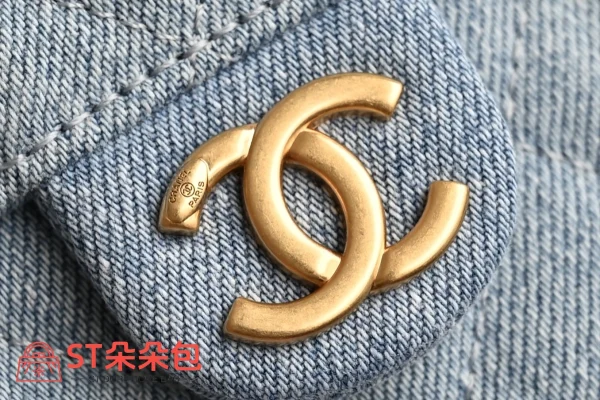 高仿香奈兒/Chanel Bucket系列牛仔布抽繩水桶包 淺藍色：圖片 7