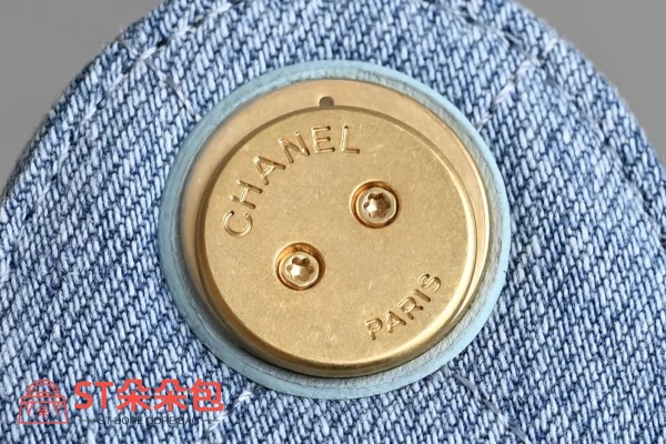 高仿香奈兒/Chanel Bucket系列牛仔布抽繩水桶包 淺藍色：圖片 8