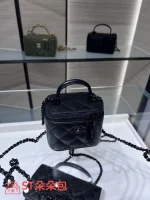 高仿香奈兒/Chanel Vanity Case 黑色小型化妝包：圖片 4