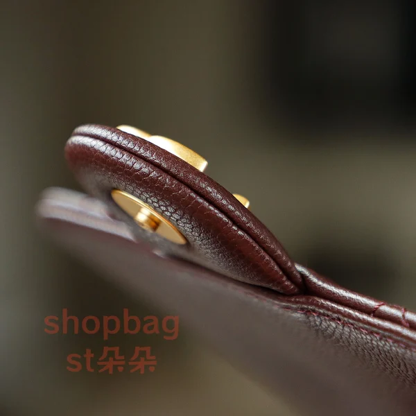 香奈兒 25BAG 嬉皮hobo酒紅色 小號鑒定版 實拍細節側邊