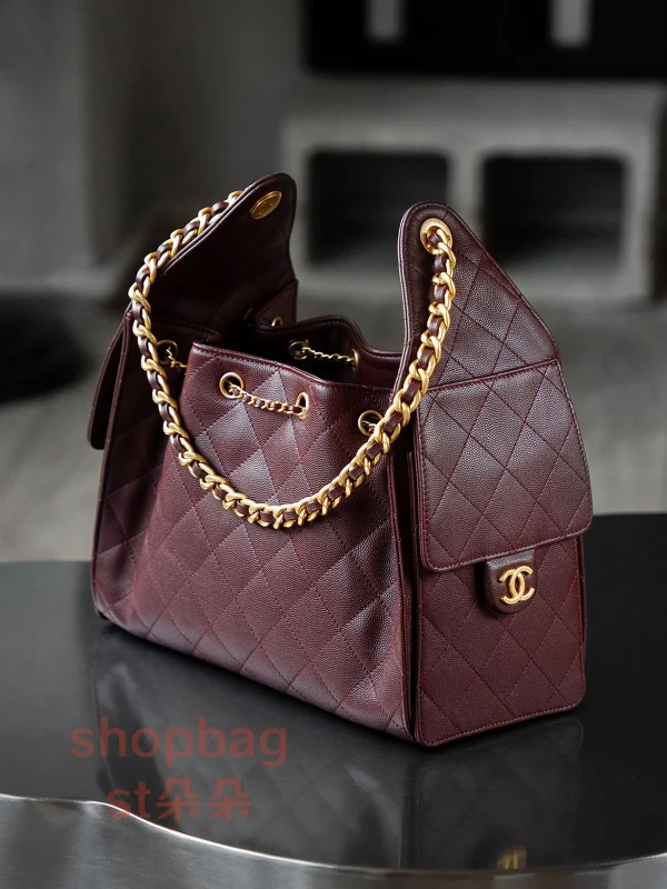 香奈兒 25BAG 嬉皮hobo酒紅色 小號鑒定版 實拍照片側面