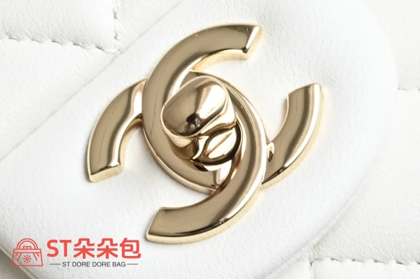 高仿香奈兒/Chanel Classic Flap 菱格紋雙C鎖扣手柄白色單肩包：圖片 7