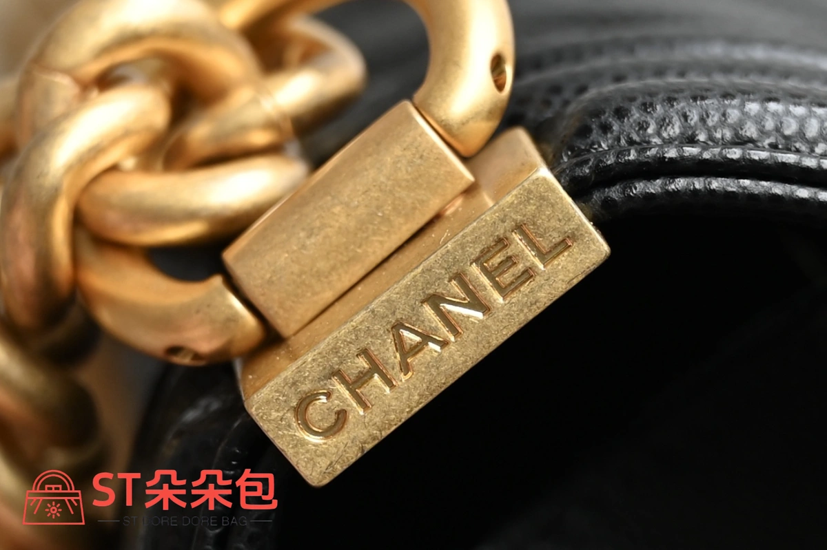 高仿香奈兒/Chanel 香奈兒 Le Boy 黑色 手袋 8 高仿香奈兒/Chanel 香奈兒 Le Boy 黑色 手袋