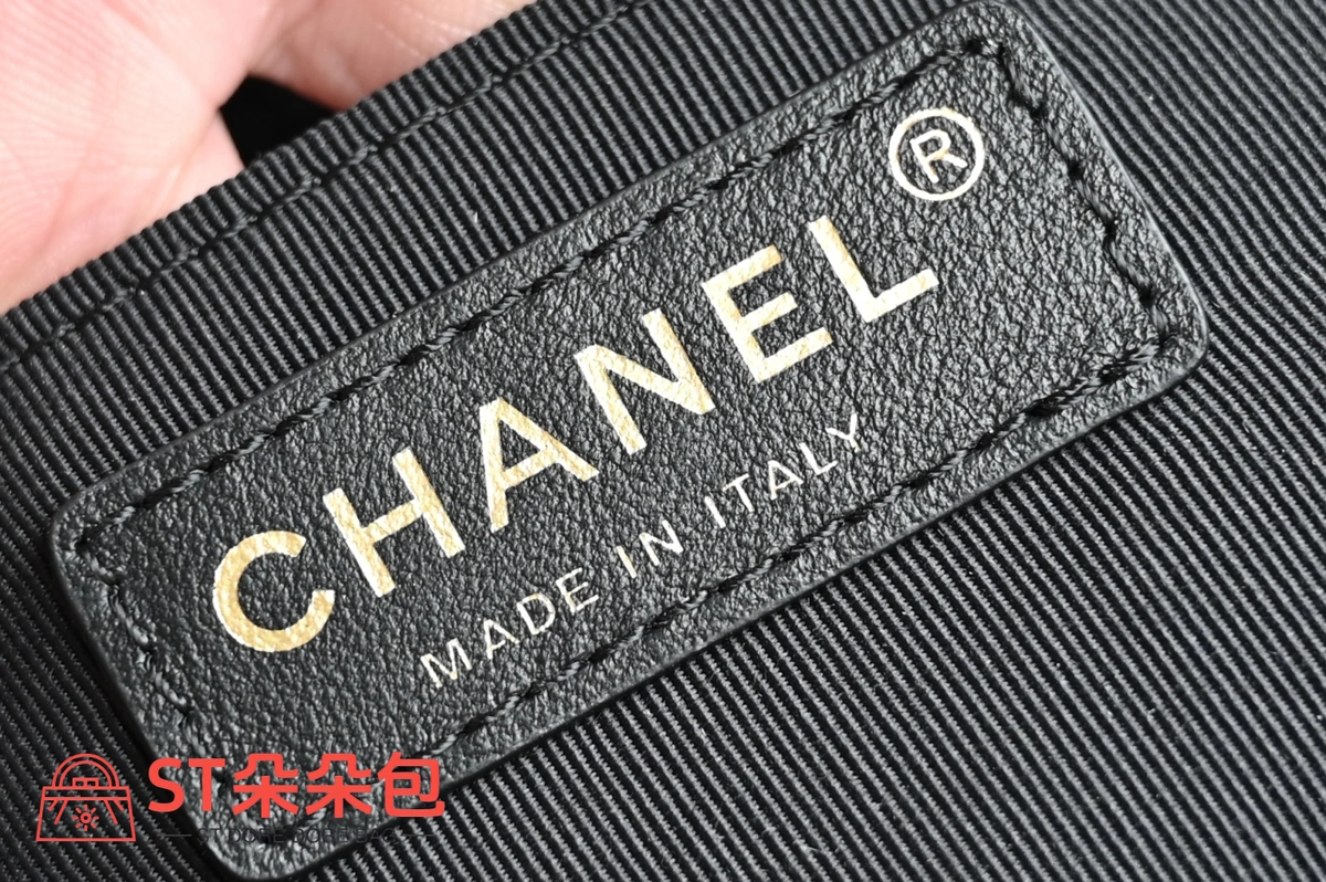 高仿香奈兒/Chanel 香奈兒 Le Boy 黑色 手袋 10 高仿香奈兒/Chanel 香奈兒 Le Boy 黑色 手袋