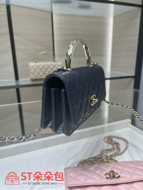 高仿香奈兒/Chanel WOC 帶手柄藏青色鏈條包：圖片 4