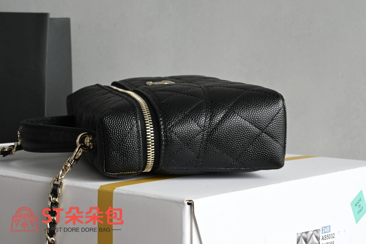 高仿香奈兒/Chanel Vanity系列 黑色盒子包 5 高仿香奈兒/Chanel Vanity系列 黑色盒子包