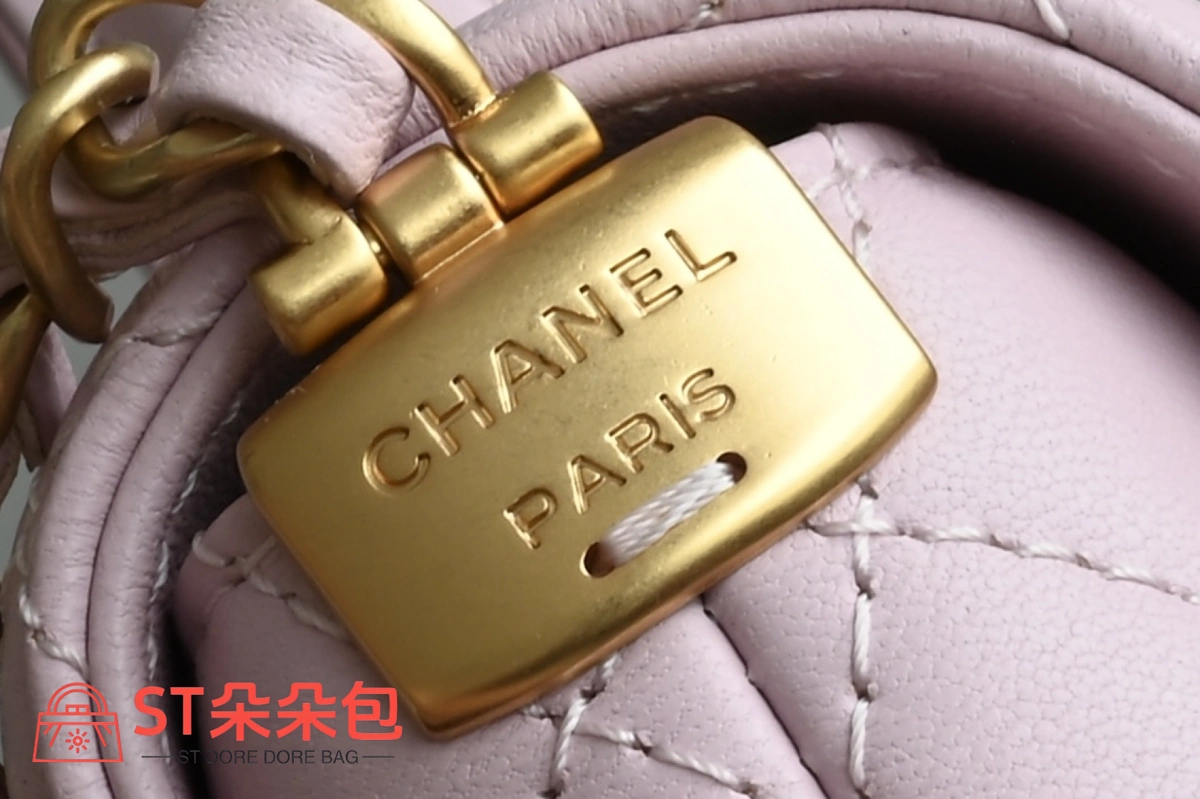 高仿香奈兒/Chanel Classic Flap系列迷你菱形格紋單肩手提包淡粉色 7 高仿香奈兒/Chanel Classic Flap系列迷你菱形格紋單肩手提包淡粉色