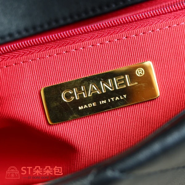 高仿香奈兒/Chanel 19 中號肩背包｜黑色山羊皮：圖片 9