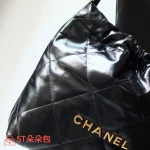 高仿香奈兒/Chanel 經典絎縫22 bag 黑色垃圾袋：圖片 7