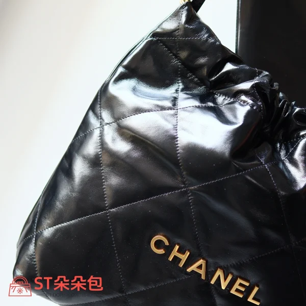 高仿香奈兒/Chanel 經典絎縫22 bag 黑色垃圾袋：圖片 7