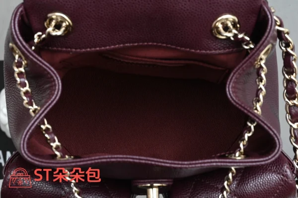 高仿香奈兒/Chanel Coco Backpack 經典菱格紋皮革酒紅色雙肩包：圖片 10