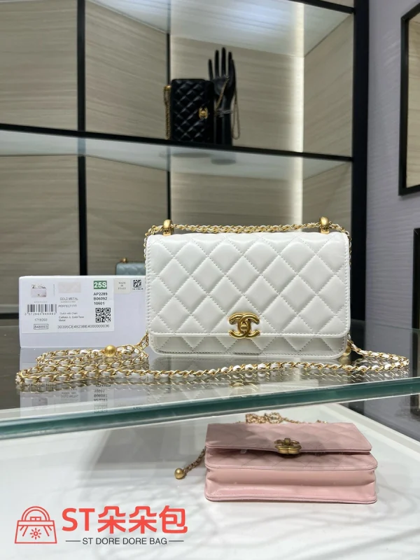 高仿香奈兒/Chanel WOC 白色鏈條包：圖片 2
