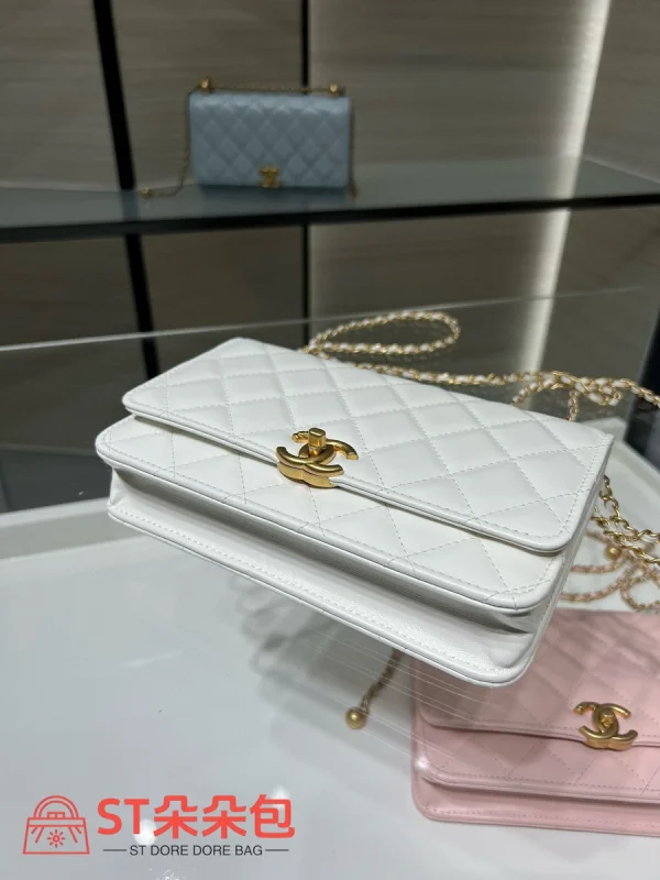高仿香奈兒/Chanel WOC 白色鏈條包：圖片 5