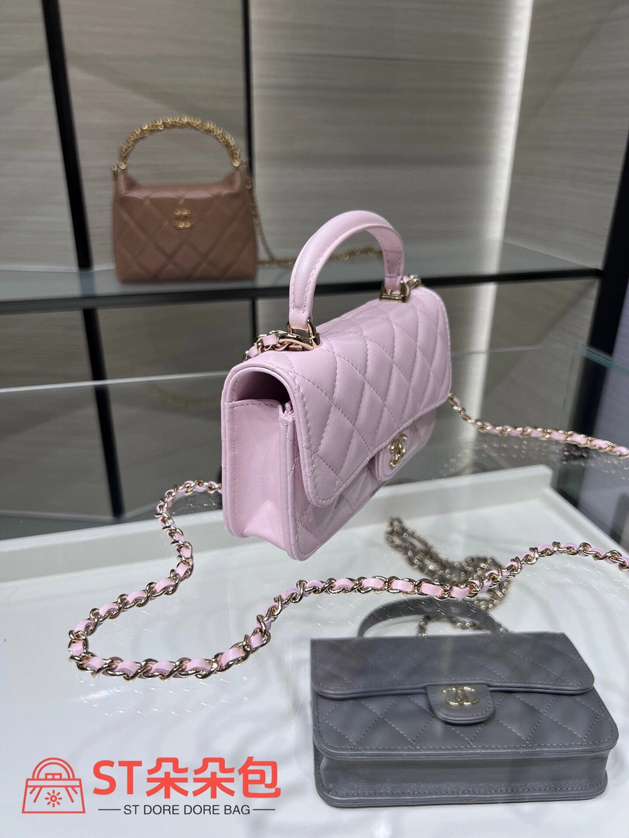 高仿香奈兒/Chanel 經典flap系列Mini Classic Flap帶手柄粉色小包 5 高仿香奈兒/Chanel 經典flap系列Mini Classic Flap帶手柄粉色小包