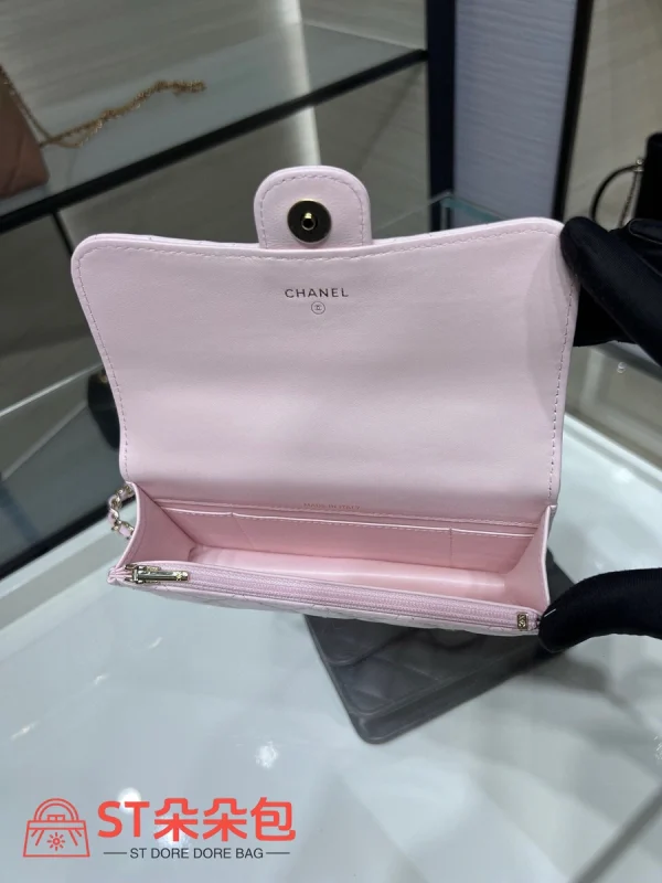 高仿香奈兒/Chanel 經典flap系列Mini Classic Flap帶手柄粉色小包：圖片 9