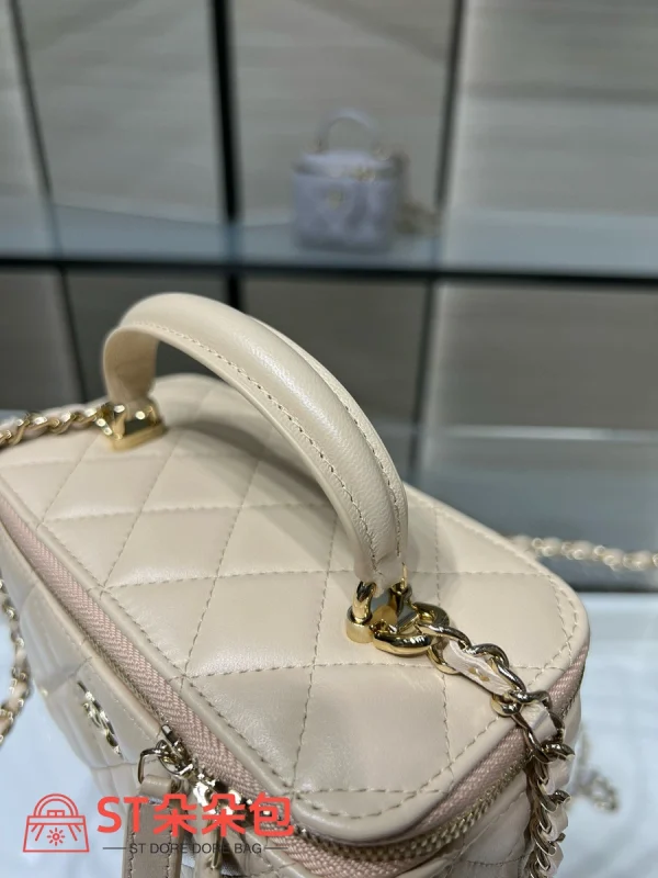 高仿香奈兒/Chanel  Vanity Case 米白色 化妝包/首飾盒包：圖片 5