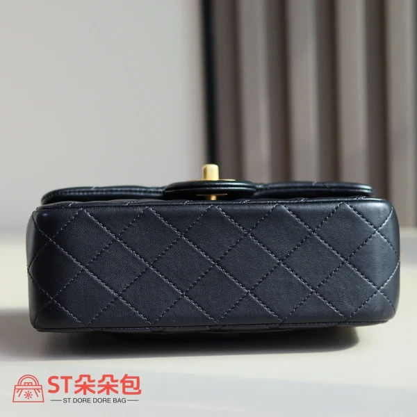 高仿香奈兒/Chanel CF山茶花系列mini號經典黑口蓋包：圖片 5
