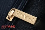 高仿香奈兒/Chanel 19系列 19 Flap Bag 黑色翻蓋式菱格紋肩包：圖片 7