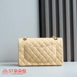 高仿香奈兒/Chanel 經典CF系列米色肩背包：圖片 10