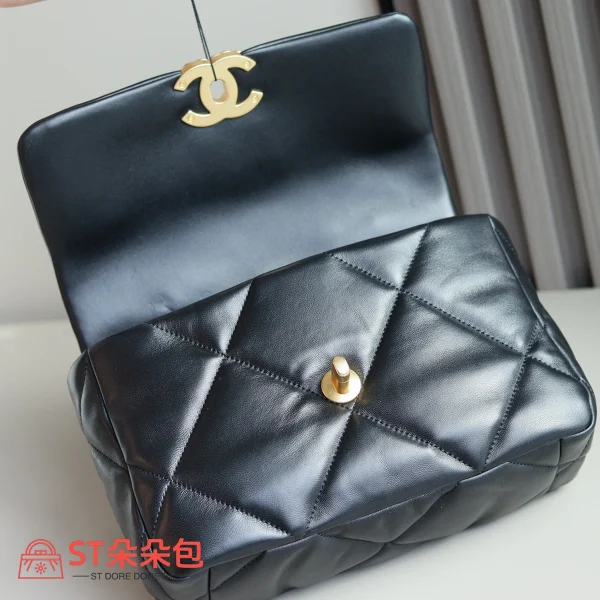 高仿香奈兒/Chanel 19 小號肩背包｜黑色山羊皮：圖片 7