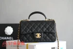 高仿香奈兒/Chanel Classic Flap 經典菱格紋黑色蓋鏈斜挎肩背包：圖片 2