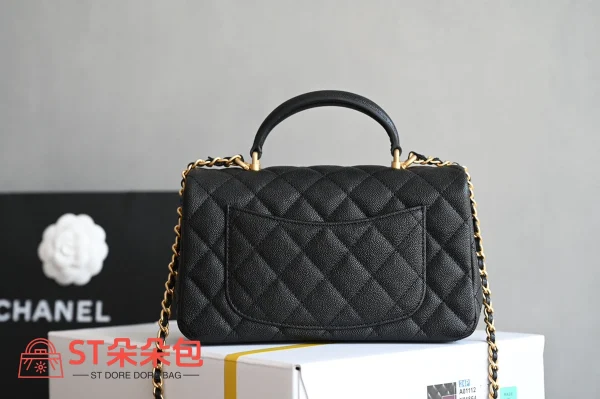 高仿香奈兒/Chanel Classic Flap 經典菱格紋黑色蓋鏈斜挎肩背包：圖片 3