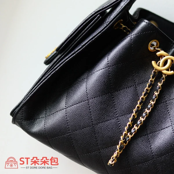 高仿香奈兒/CHANEL 25C Hobo 肩背包｜黑金魚子醬小牛皮：圖片 7