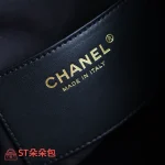 高仿香奈兒/CHANEL 25C Hobo 肩背包｜黑金魚子醬小牛皮：圖片 9
