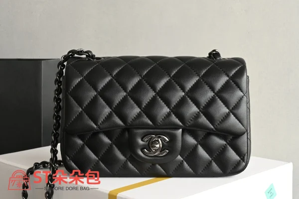 高仿香奈兒/Chanel Classic 經典Flap菱格紋鏈條翻蓋包 黑色：圖片 2