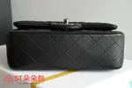 高仿香奈兒/Chanel Classic 經典Flap菱格紋鏈條翻蓋包 黑色：圖片 4