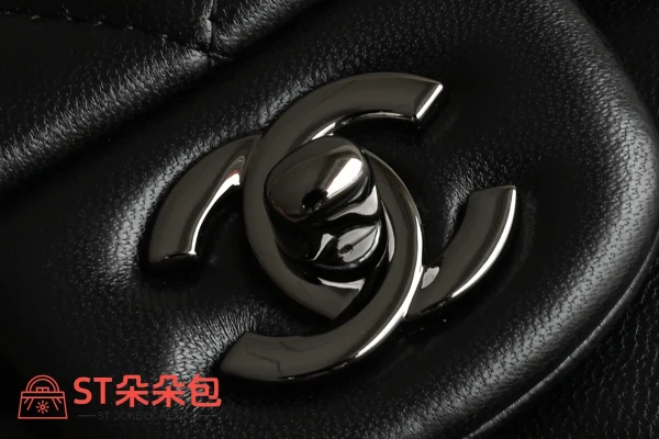 高仿香奈兒/Chanel Classic 經典Flap菱格紋鏈條翻蓋包 黑色：圖片 7